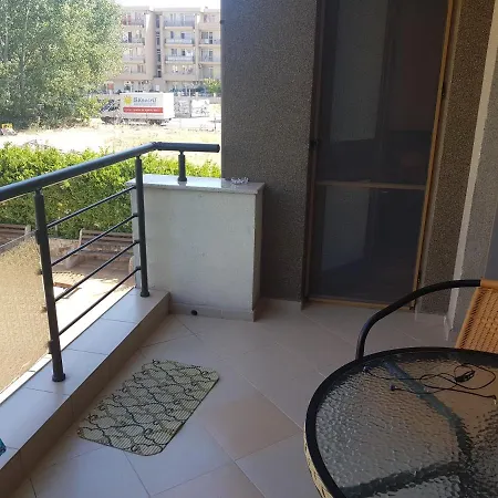 Apartments near the sea 公寓 阳光海滩